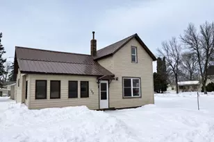 102 Robert St S, Clarissa, MN 56440 - Photo 1