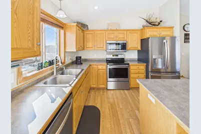 3880 21st Avenue S, Saint Cloud, MN 56301 - Photo 8