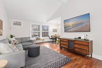 4542 Cedar Lake Road S #7, Saint Louis Park, MN 55416 - Photo 4