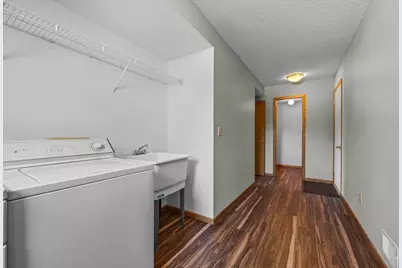 9136 Cambridge Alcove, Woodbury, MN 55125 - Photo 94