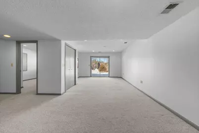 9136 Cambridge Alcove, Woodbury, MN 55125 - Photo 84