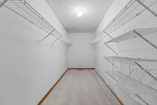 9136 Cambridge Alcove, Woodbury, MN 55125 - Photo 62