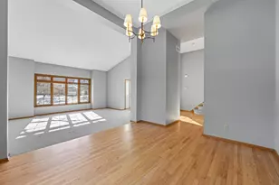 9136 Cambridge Alcove, Woodbury, MN 55125 - Photo 24