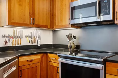 401 S 1st Street #823, Minneapolis, MN 55401 - Photo 16