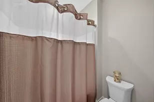 3750 Berkshire Rd SW, Rochester, MN 55902 - Photo 10