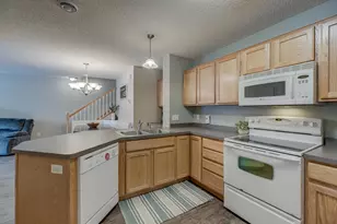 3581 Sterling Heights Dr, River Falls, WI 54022 - Photo 12