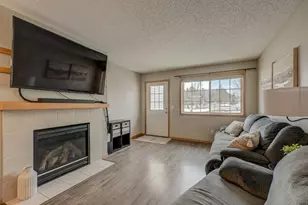 3581 Sterling Heights Dr, River Falls, WI 54022 - Photo 2