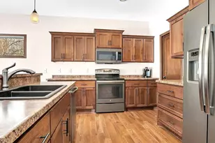 3315 Sherwood Loop, Saint Cloud, MN 56301 - Photo 4