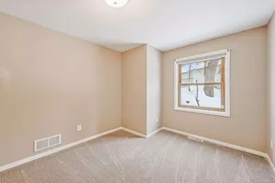 4902 Woodhurst Lane, Minnetonka, MN 55345 - Photo 52