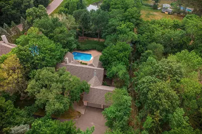 4902 Woodhurst Lane, Minnetonka, MN 55345 - Photo 4