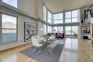 521 S 7th St, Minneapolis, MN 55415 - Photo 4