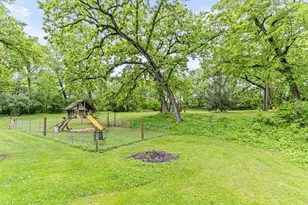 2217 Oakview Ln N, Plymouth, MN 55441 - Photo 22