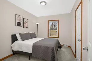 1099 Kingsford St, Saint Paul, MN 55106 - Photo 8