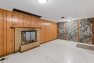 8308 Emerson Ave S, Bloomington, MN 55420 - Photo 14