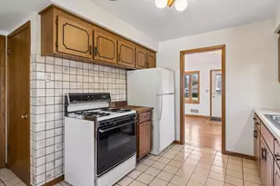 8308 Emerson Ave S, Bloomington, MN 55420 - Photo 6