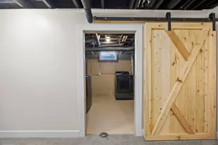 1000 Seminary Ave, Saint Paul, MN 55104 - Photo 46