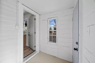 1000 Seminary Ave, Saint Paul, MN 55104 - Photo 42