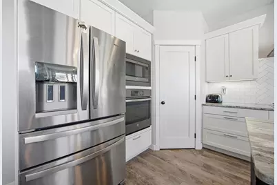 1465 Shawnas Place S, Fargo, ND 58104 - Photo 12