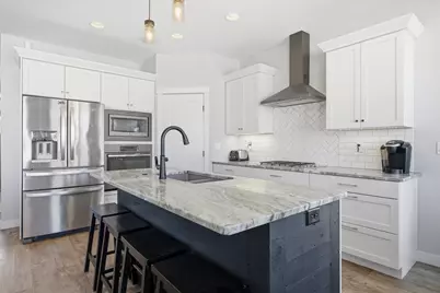 1465 Shawnas Place S, Fargo, ND 58104 - Photo 10