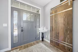 1465 Shawnas Pl S, Fargo, ND 58104 - Photo 4