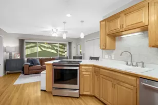 1695 Stanbridge Ave, Roseville, MN 55113 - Photo 16