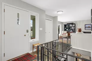 1695 Stanbridge Ave, Roseville, MN 55113 - Photo 4