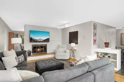 1695 Stanbridge Avenue, Roseville, MN 55113 - Photo 8