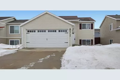 3133 32nd Avenue S, Moorhead, MN 56560 - Photo 1