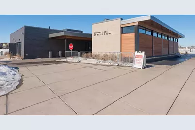 8130 Central Park Way N, Maple Grove, MN 55369 - Photo 30