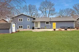 107 Donita Ave, Marshall, MN 56258 - Photo 6