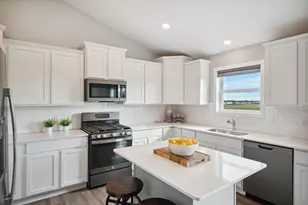 10860 Henslowe Ave S, Cottage Grove, MN 55016 - Photo 1