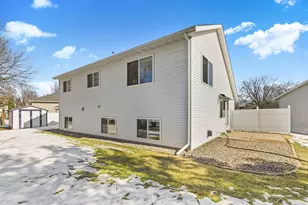 810 Popplewood Ct, Waite Park, MN 56387 - Photo 26