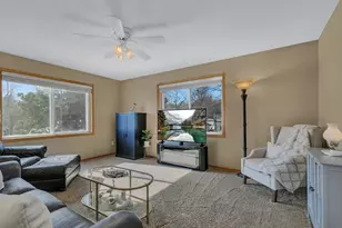 810 Popplewood Ct, Waite Park, MN 56387 - Photo 12