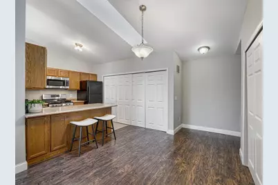 2063 N Park Drive #1, Saint Paul, MN 55119 - Photo 6