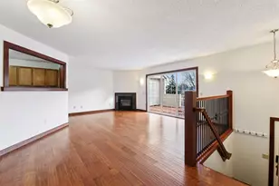 7641 Nicholas Way, Chanhassen, MN 55317 - Photo 6