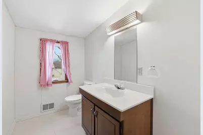 1610 Fremont Avenue, Saint Paul, MN 55106 - Photo 24