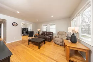 1328 5th Ave S, South Saint Paul, MN 55075 - Photo 2