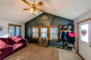 816 N 3rd St, Montevideo, MN 56265 - Photo 30