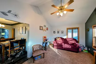 816 N 3rd St, Montevideo, MN 56265 - Photo 28