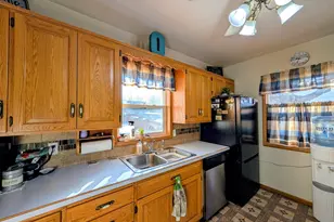 816 N 3rd St, Montevideo, MN 56265 - Photo 14