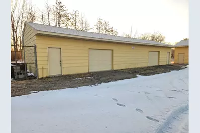 815 36th Avenue SE, Rochester, MN 55904 - Photo 2