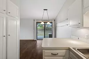 7275 Pontiac Cir, Chanhassen, MN 55317 - Photo 14