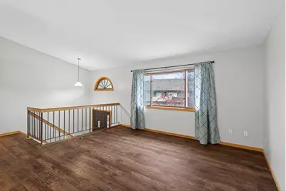 7275 Pontiac Circle, Chanhassen, MN 55317 - Photo 10