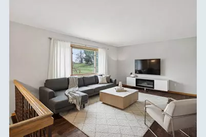 7275 Pontiac Circle, Chanhassen, MN 55317 - Photo 2