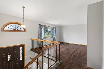 7275 Pontiac Circle, Chanhassen, MN 55317 - Photo 8