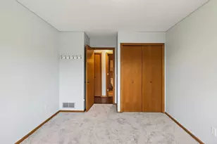 7275 Pontiac Cir, Chanhassen, MN 55317 - Photo 26