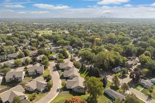 4725 Adair Ct, Crystal, MN 55429 - Photo 48