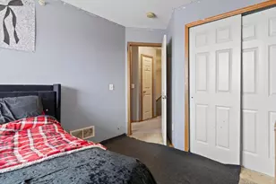 7521 Welcome Ave N, Brooklyn Park, MN 55443 - Photo 18