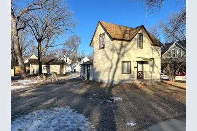 305 S 8th Street, Montevideo, MN 56265 - Photo 1