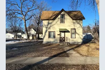 305 S 8th Street, Montevideo, MN 56265 - Photo 2